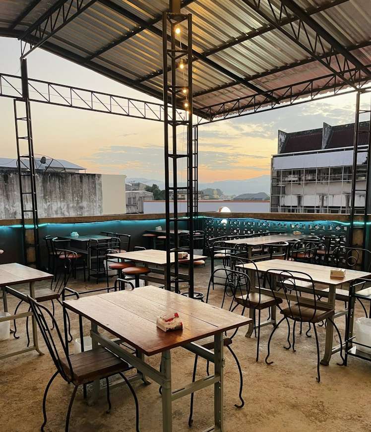 The one rooftop phan 08