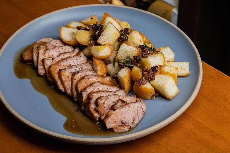 Good day craft beer bar 10