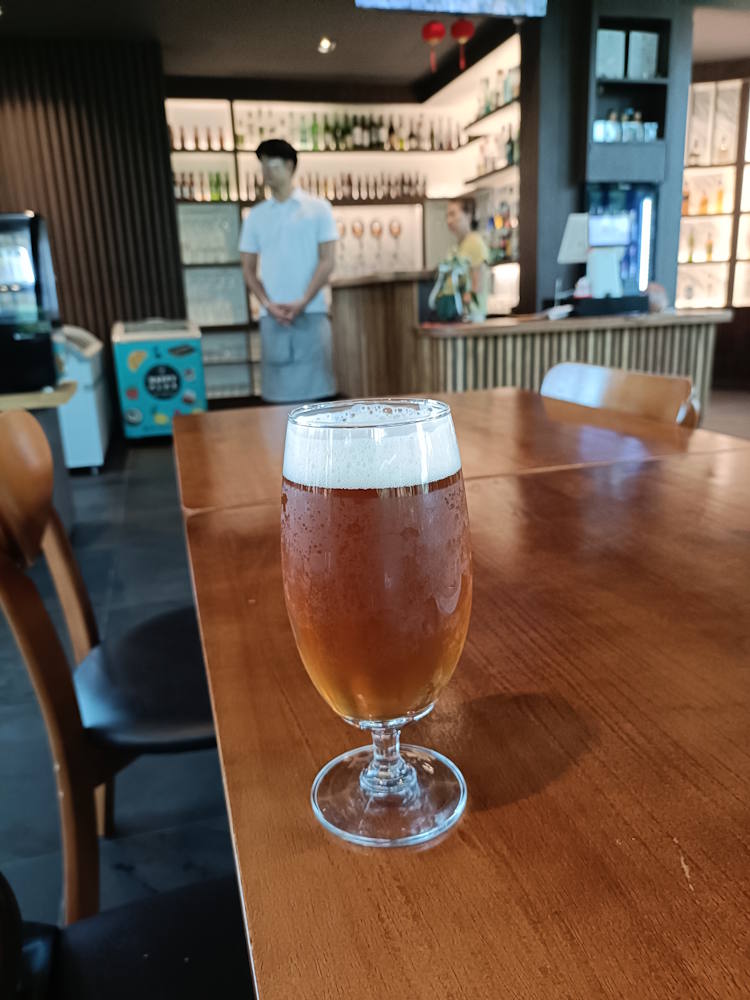 Good day craft beer bar 15