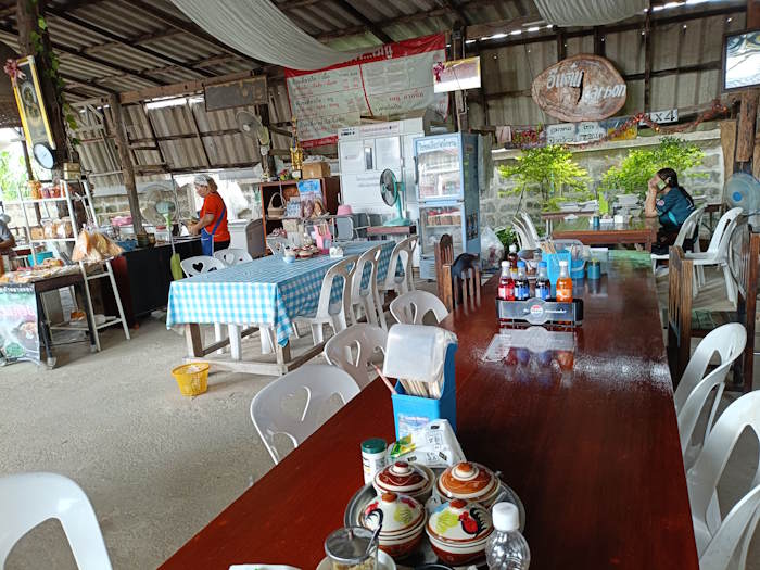 Mae bua boat noodle 02