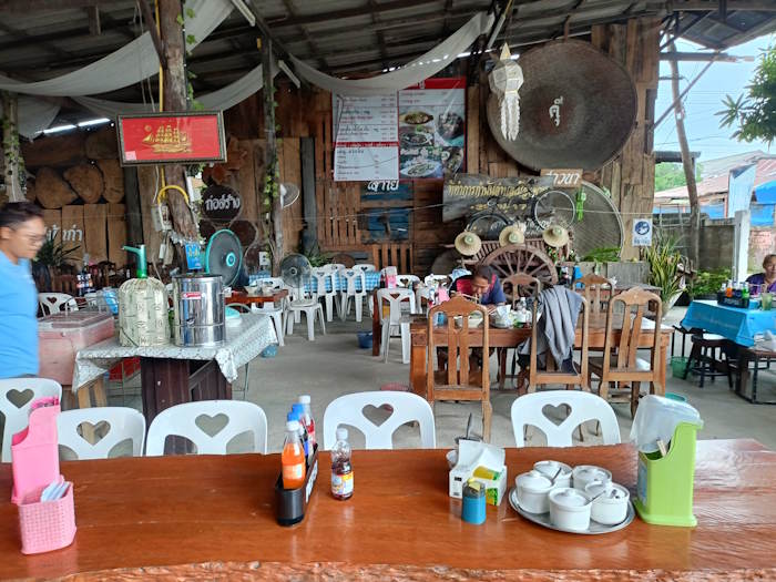 Mae bua boat noodle 04