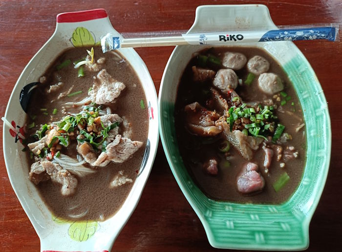 Mae bua boat noodle 07
