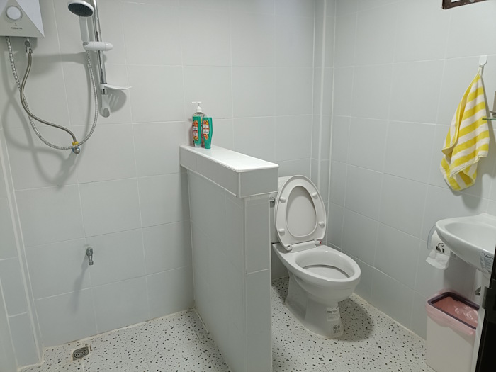 And an ant caffe and bakery 23