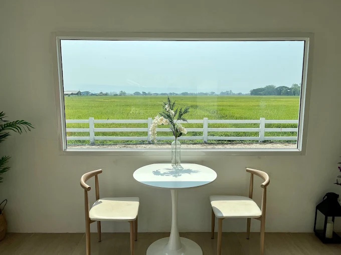 And an ant caffe and bakery 40