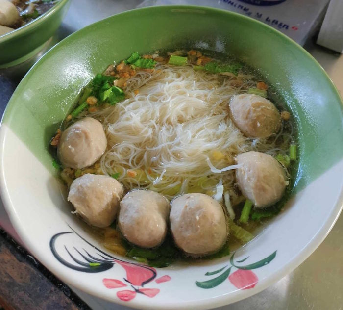 Ton nam noodle phan