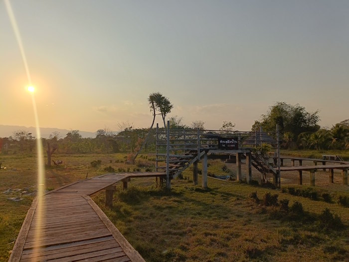 วิวพระอาทตย์ตกดิน ร้านสวนหลังบ้าน อำเภอพาน