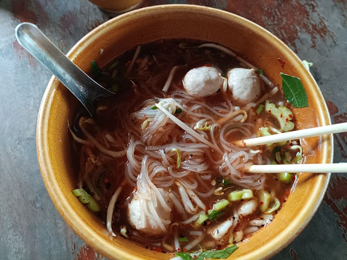 Ten rod noodle phan